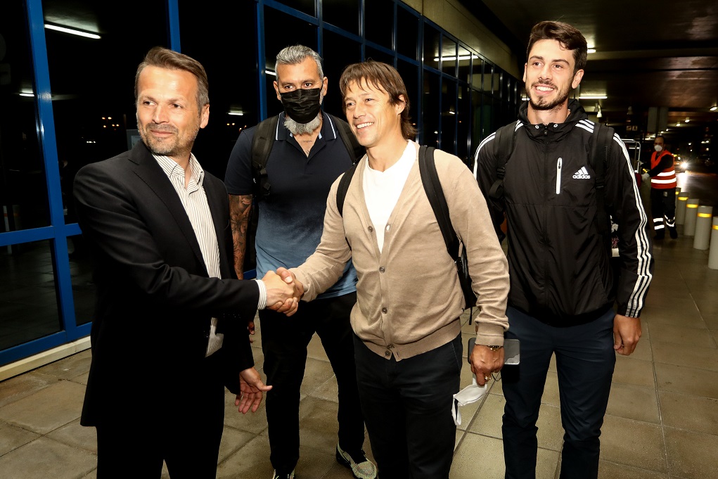 Έφτασε στην Ελλάδα ο Αλμέιδα (pics)