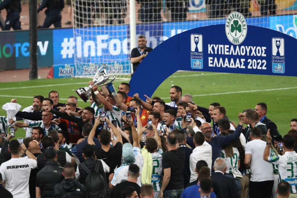 Φωτοστιγμές του τελικού