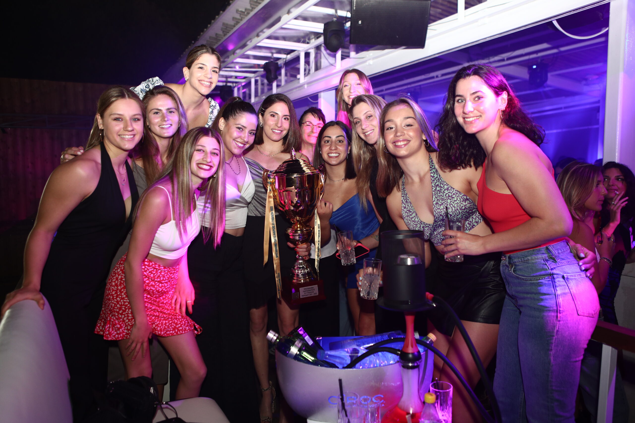 ΦΩΤΟρεπορτάζ από το γλέντι των Πρωταθλητριών