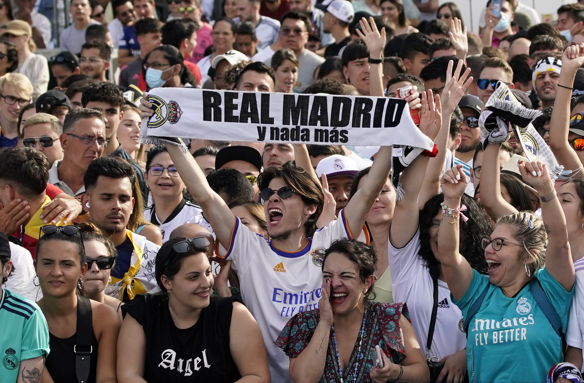 ΦΩΤΟρεπορτάζ από το πάρτι της «Βασίλισσας» στη Μαδρίτη