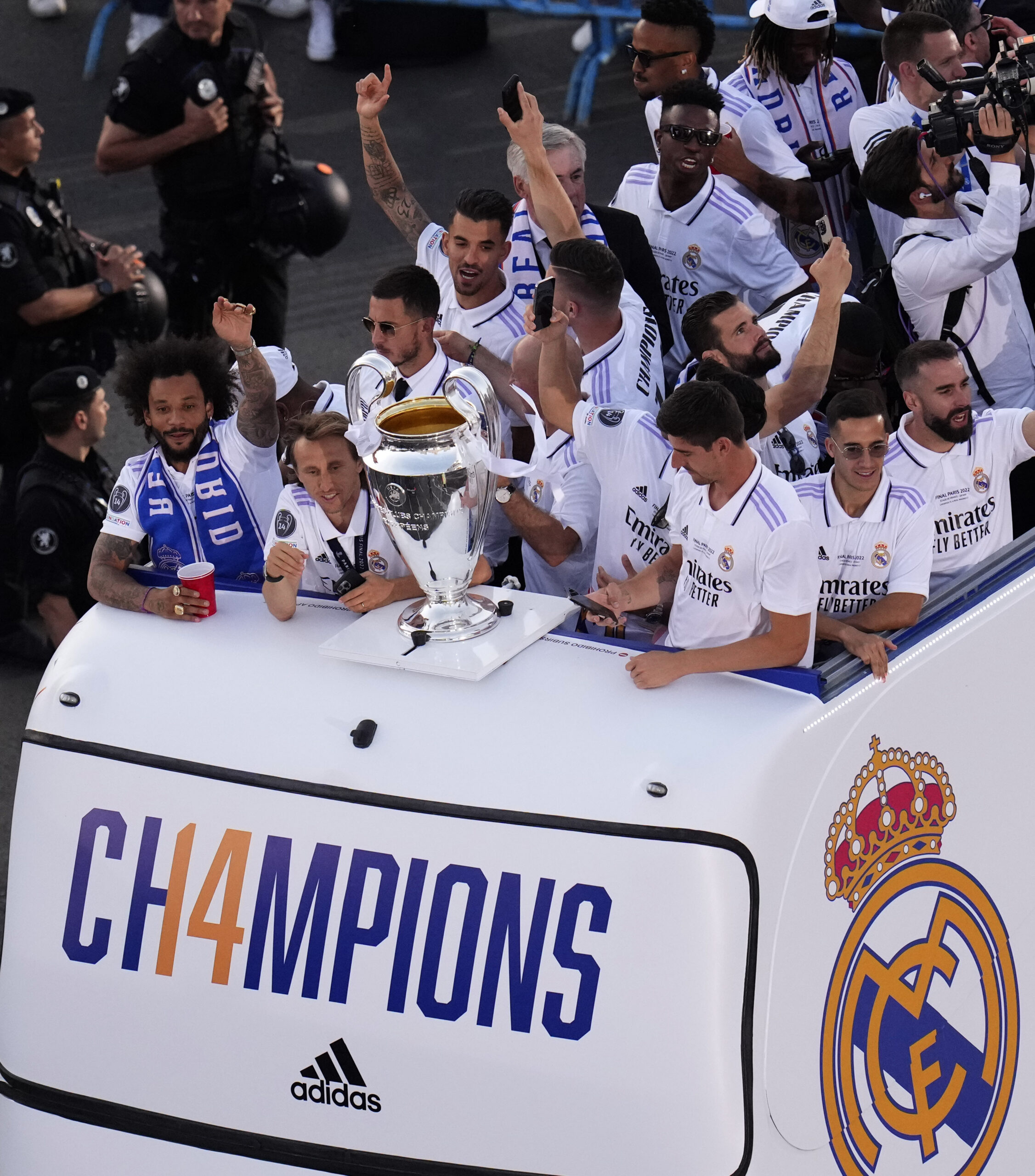 ΦΩΤΟρεπορτάζ από το πάρτι της «Βασίλισσας» στη Μαδρίτη