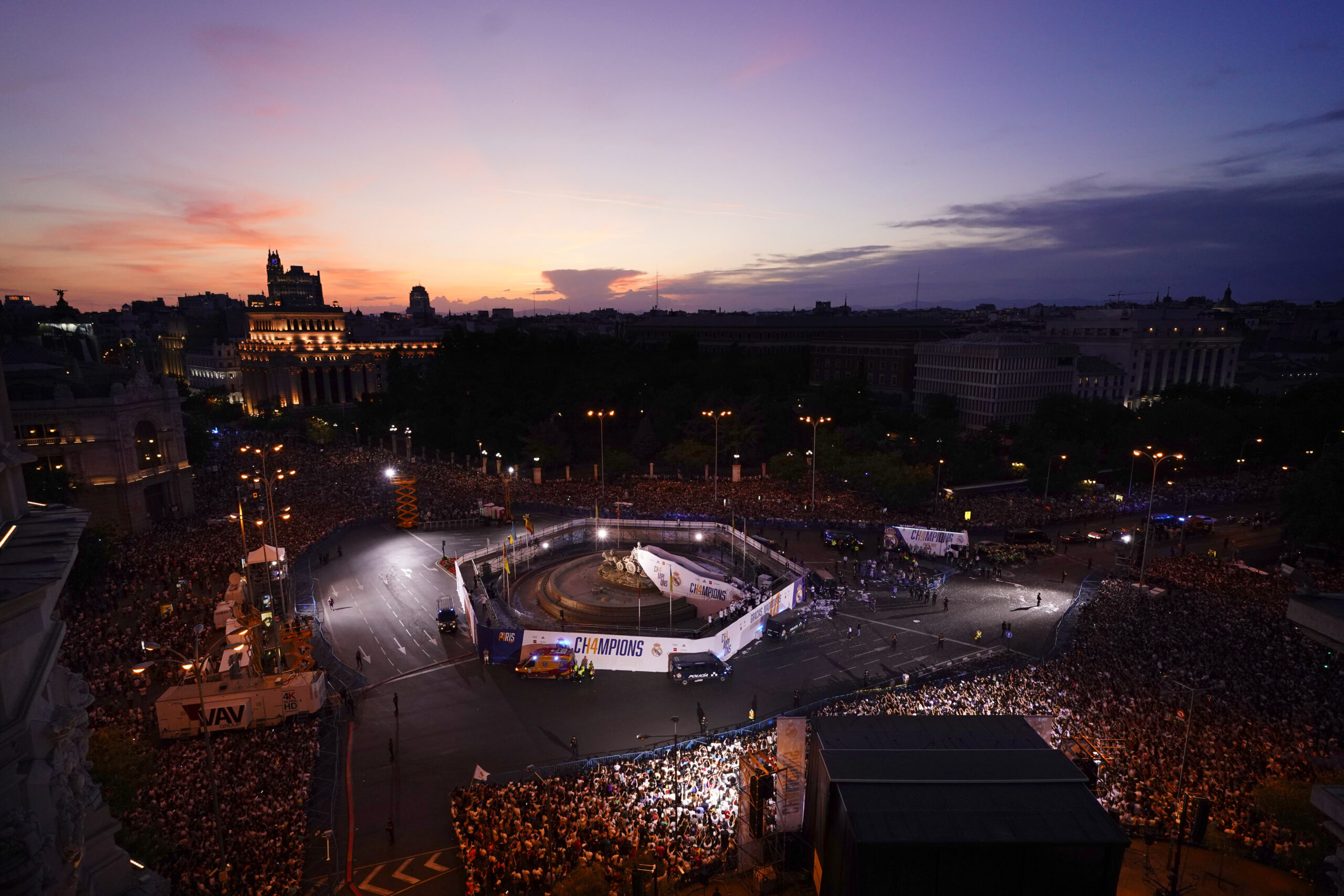 ΦΩΤΟρεπορτάζ από το πάρτι της «Βασίλισσας» στη Μαδρίτη