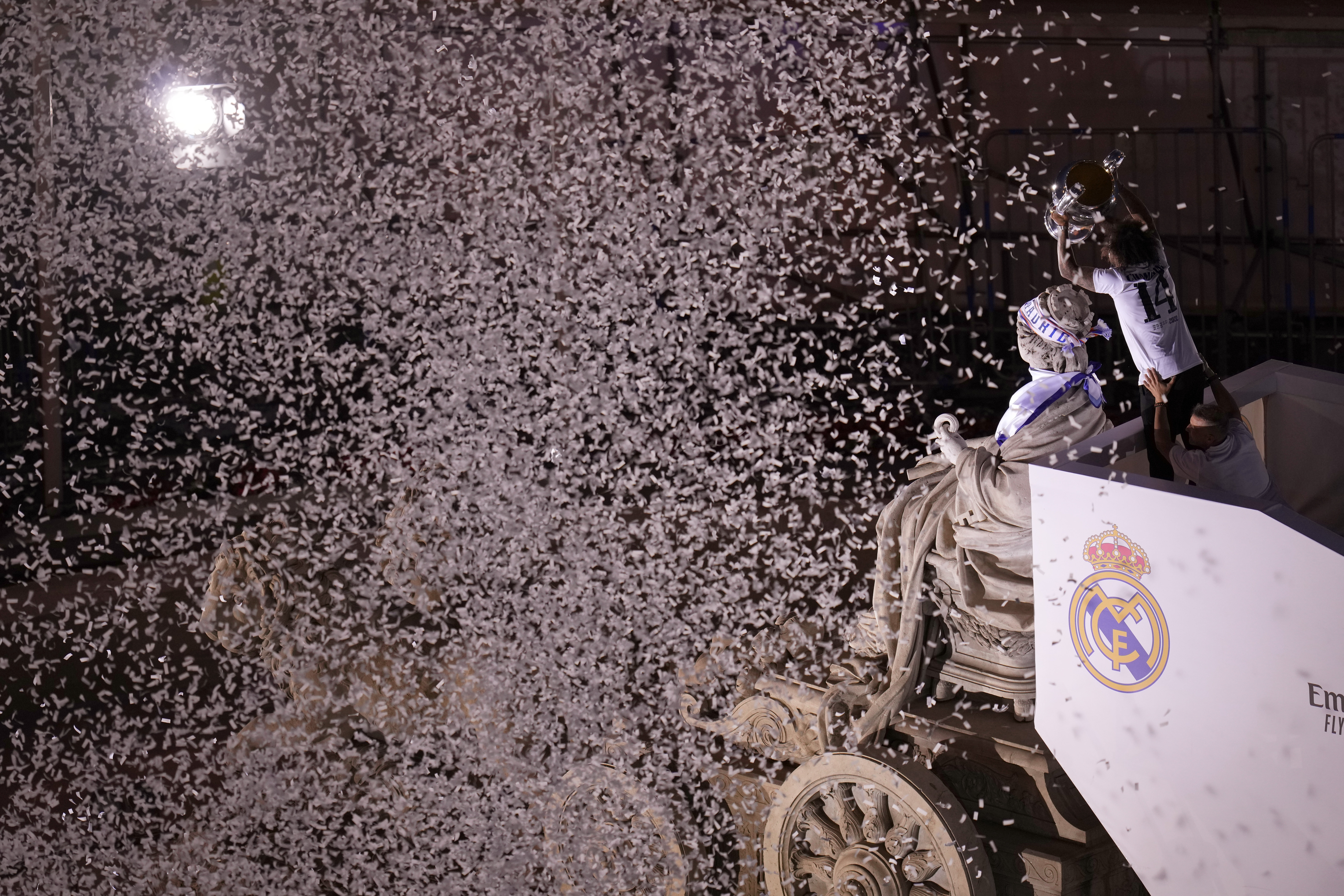 ΦΩΤΟρεπορτάζ από το πάρτι της «Βασίλισσας» στη Μαδρίτη