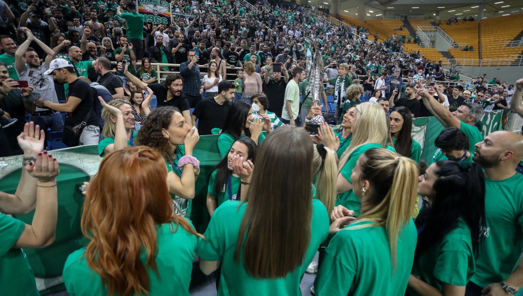 Το σήκωσαν οι πρωταθλήτριες (ΦΩΤΟ)