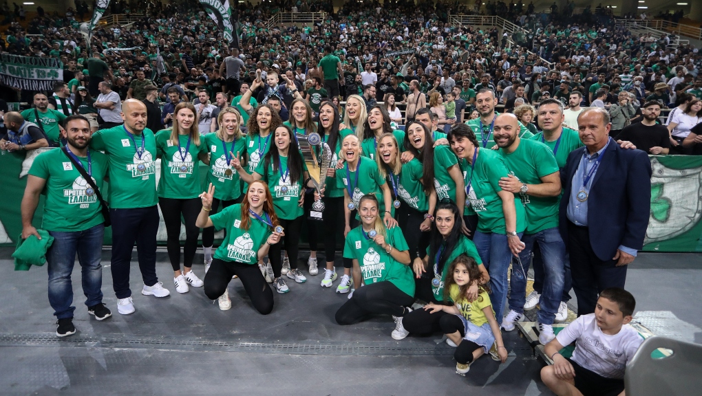 Το σήκωσαν οι πρωταθλήτριες (ΦΩΤΟ)