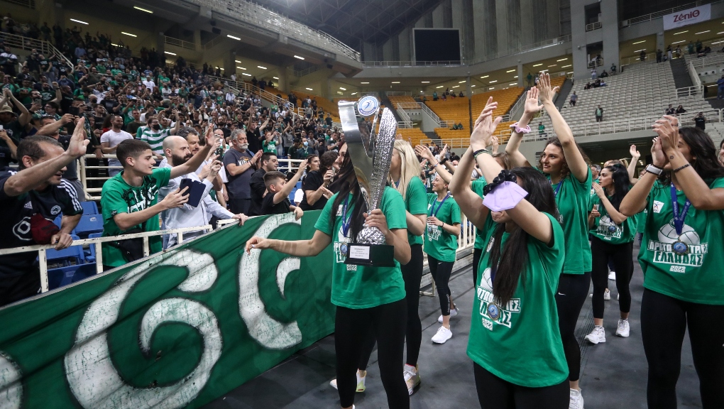 Το σήκωσαν οι πρωταθλήτριες (ΦΩΤΟ)