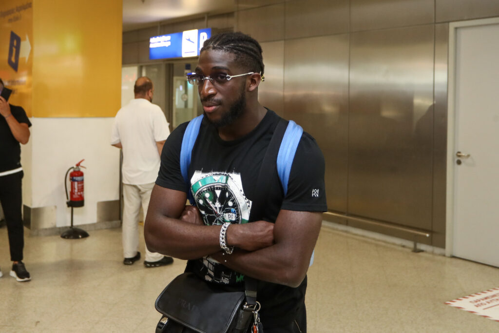 Πάτησε Ελλάδα ο Καμαρά (ΦΩΤΟ)