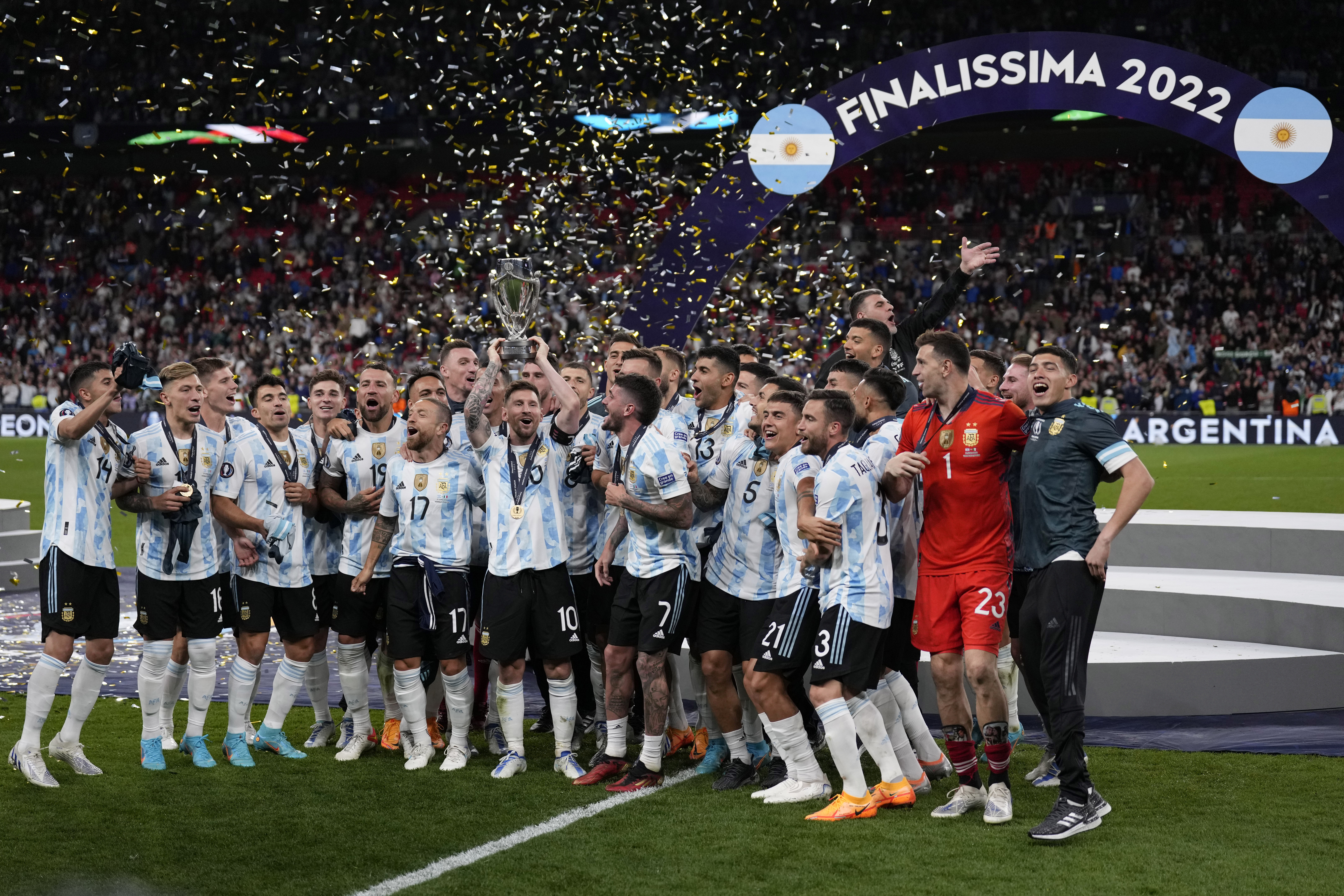 ΦΩΤΟρεπορτάζ από το γλέντι της παρέας του Μέσι