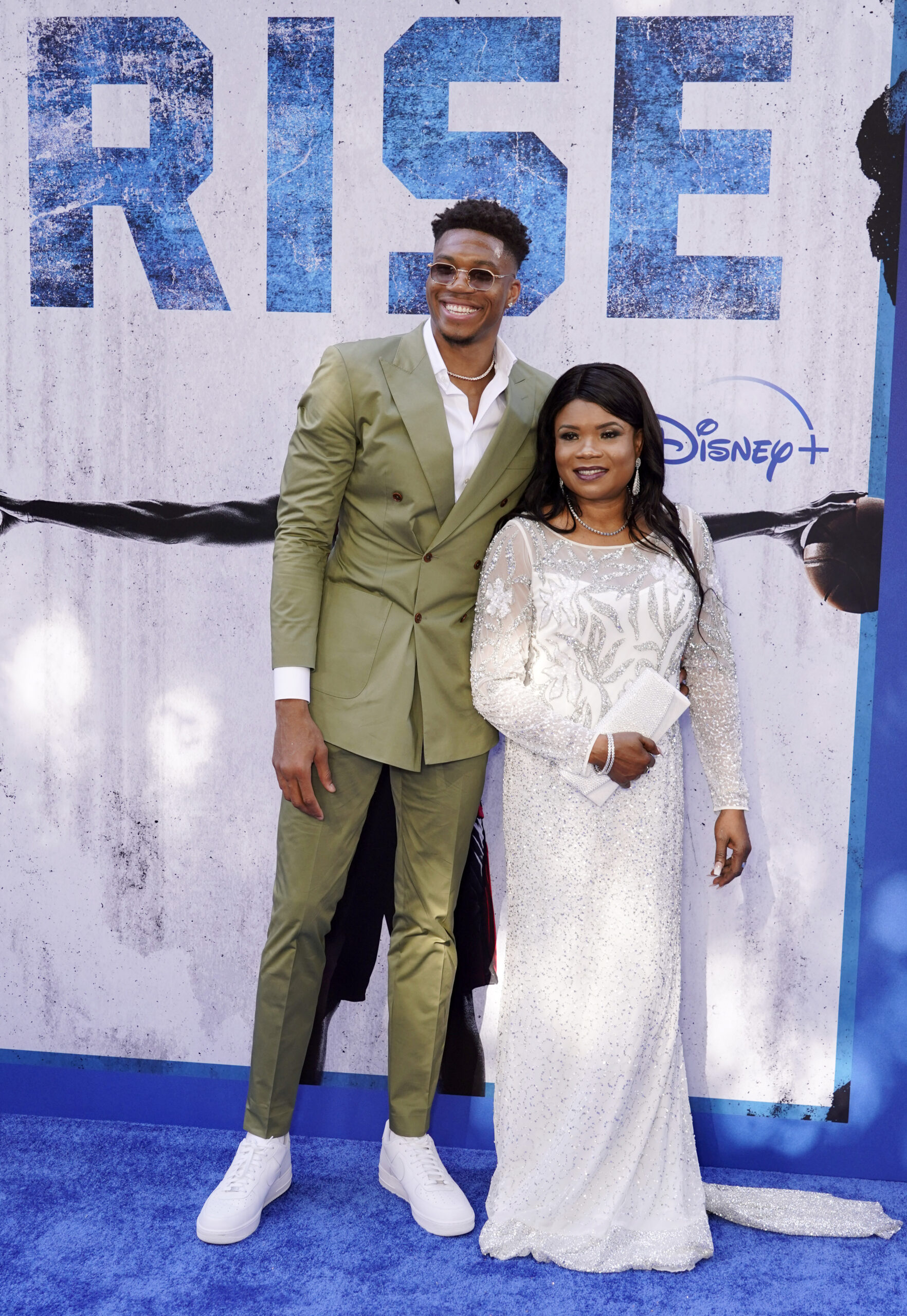 H “Χολιγουντιανή” εμφάνιση του Γιάννη (ΦΩΤΟ)