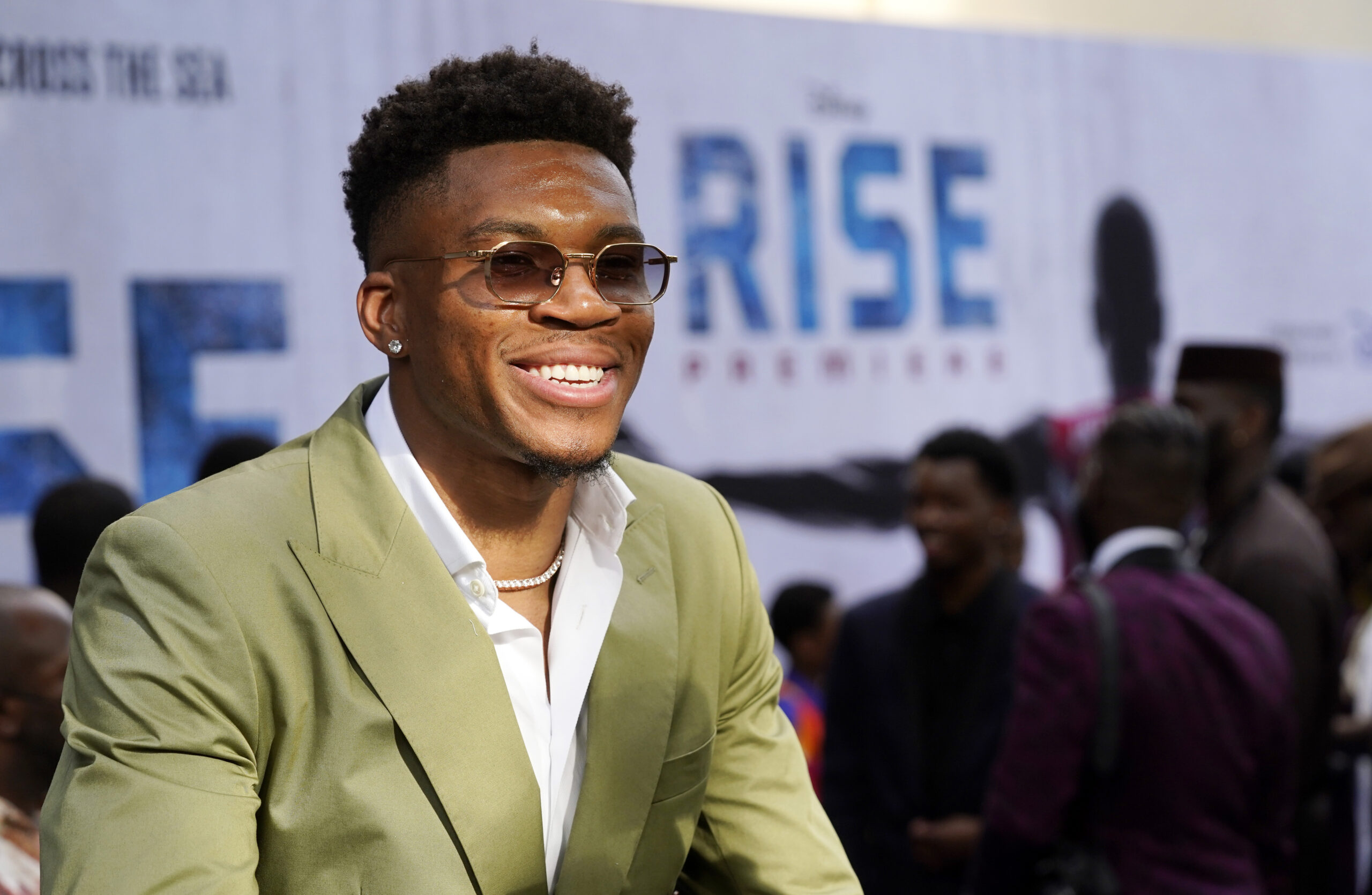 H “Χολιγουντιανή” εμφάνιση του Γιάννη (ΦΩΤΟ)