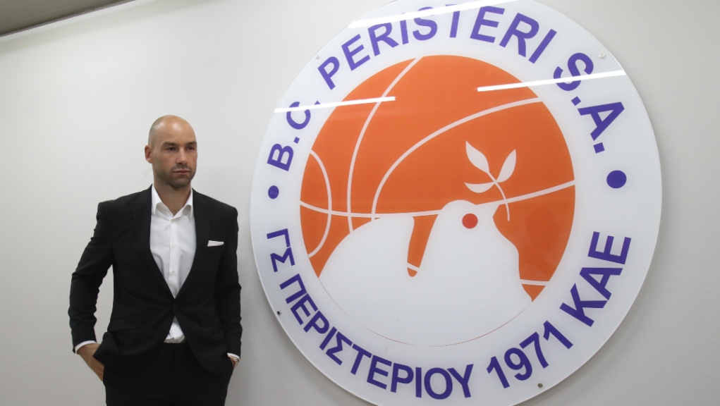 Παρουσιάστηκε ο “Kill Bill” του Περιστερίου… (video+ΦΩΤΟ)