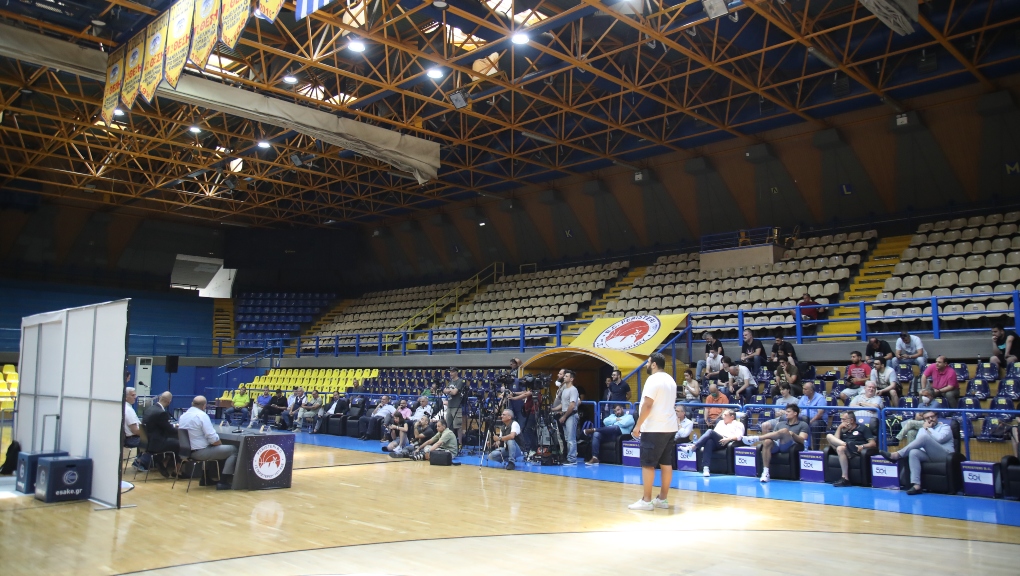 Παρουσιάστηκε ο “Kill Bill” του Περιστερίου… (video+ΦΩΤΟ)