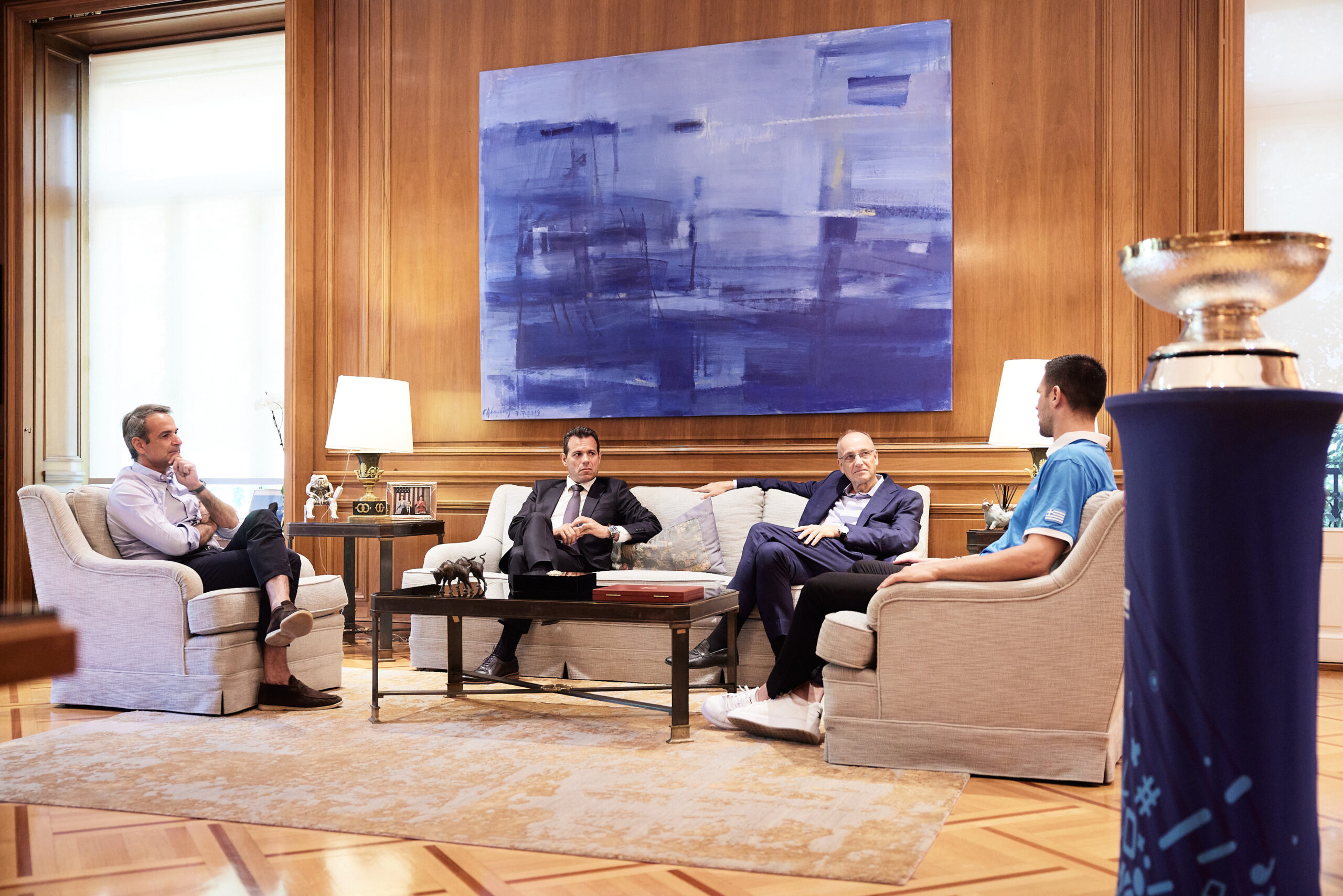 Συνάντηση του Πρωθυπουργού με Λιόλιο, Ιτούδη και Παπανικολάου (video, ΦΩΤΟ)