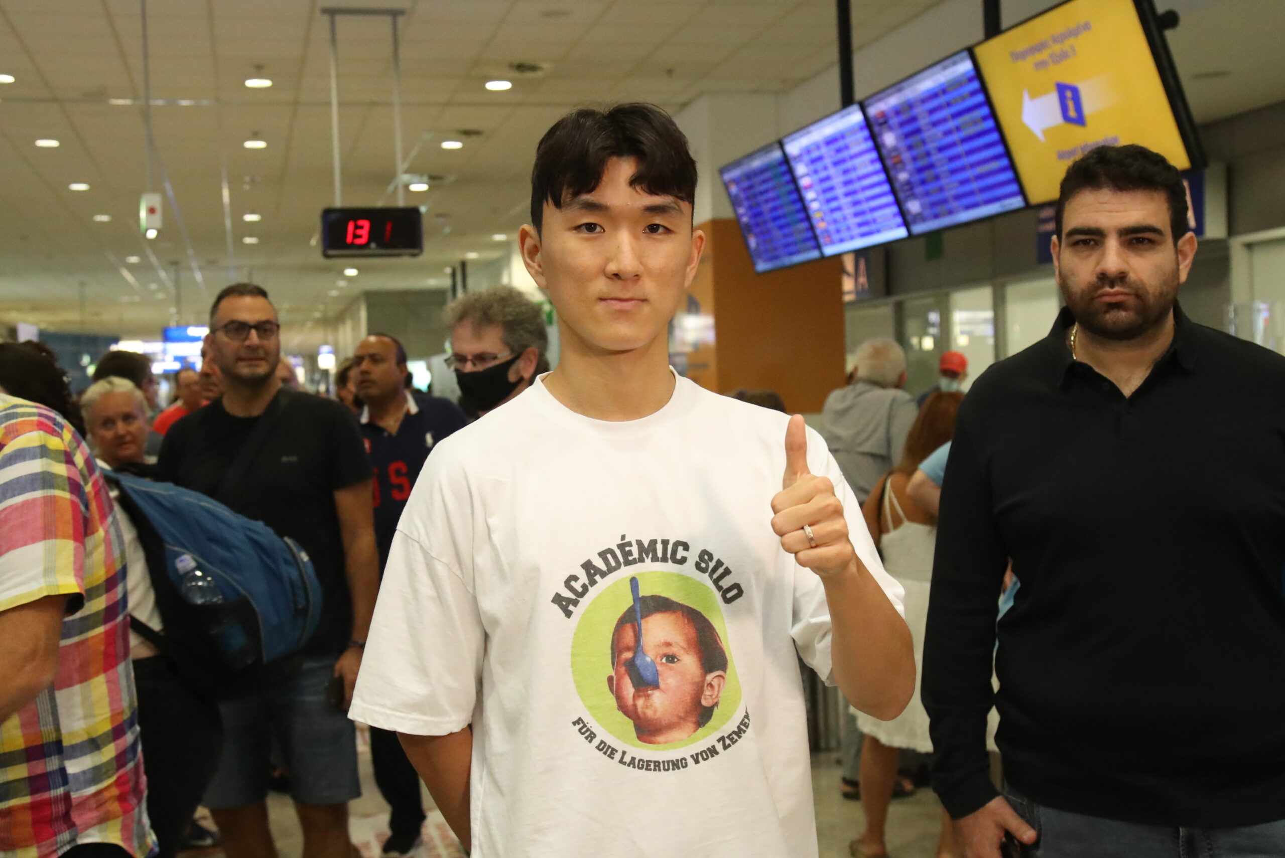 Στην Ελλάδα ο Χουάνγκ Ιν Μπέομ για τον Ολυμπιακό (video)