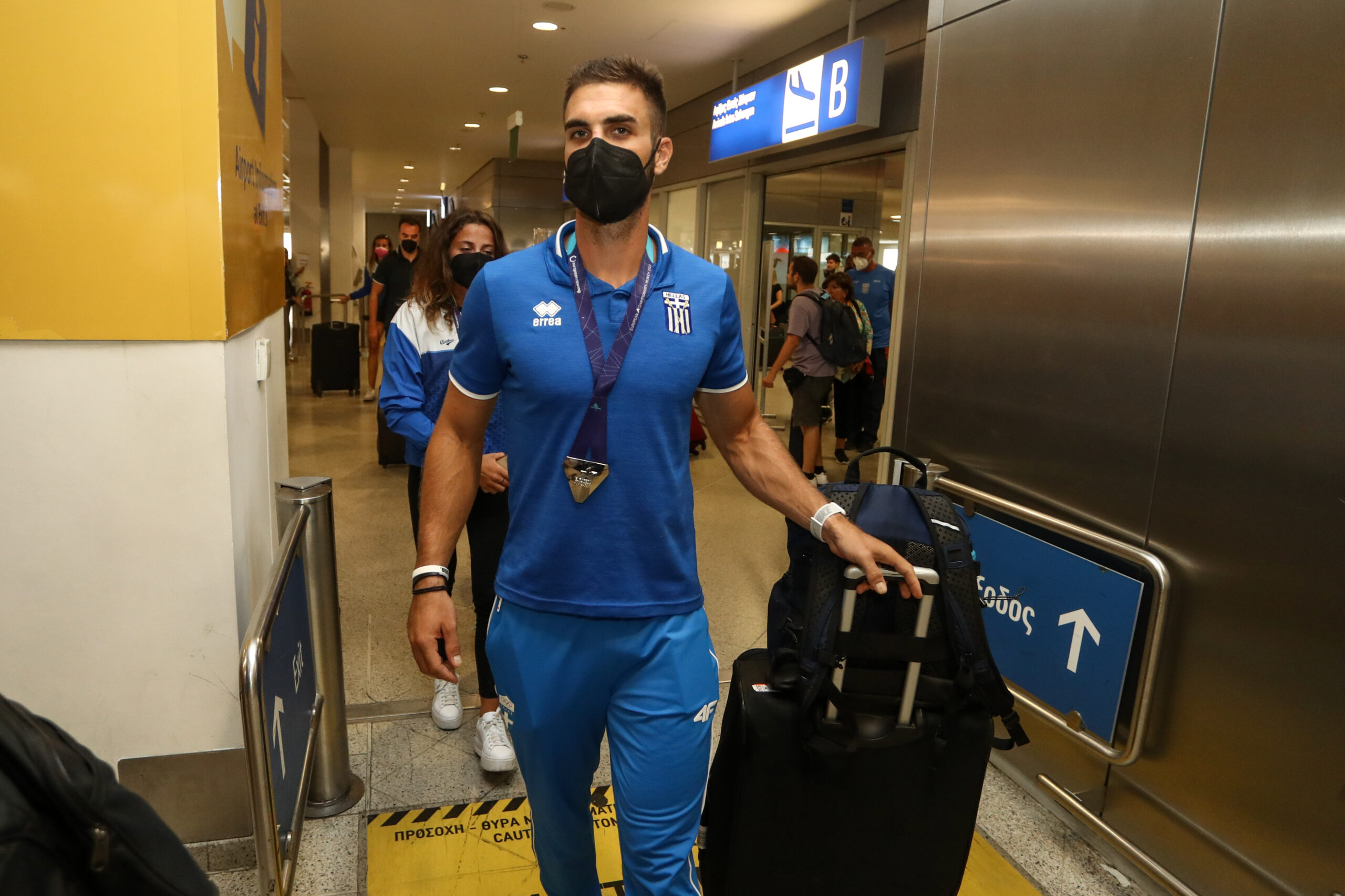 Επέστρεψαν τα “γαλανόλευκα” κουπιά με τέσσερα μετάλλια (ΦΩΤΟ)