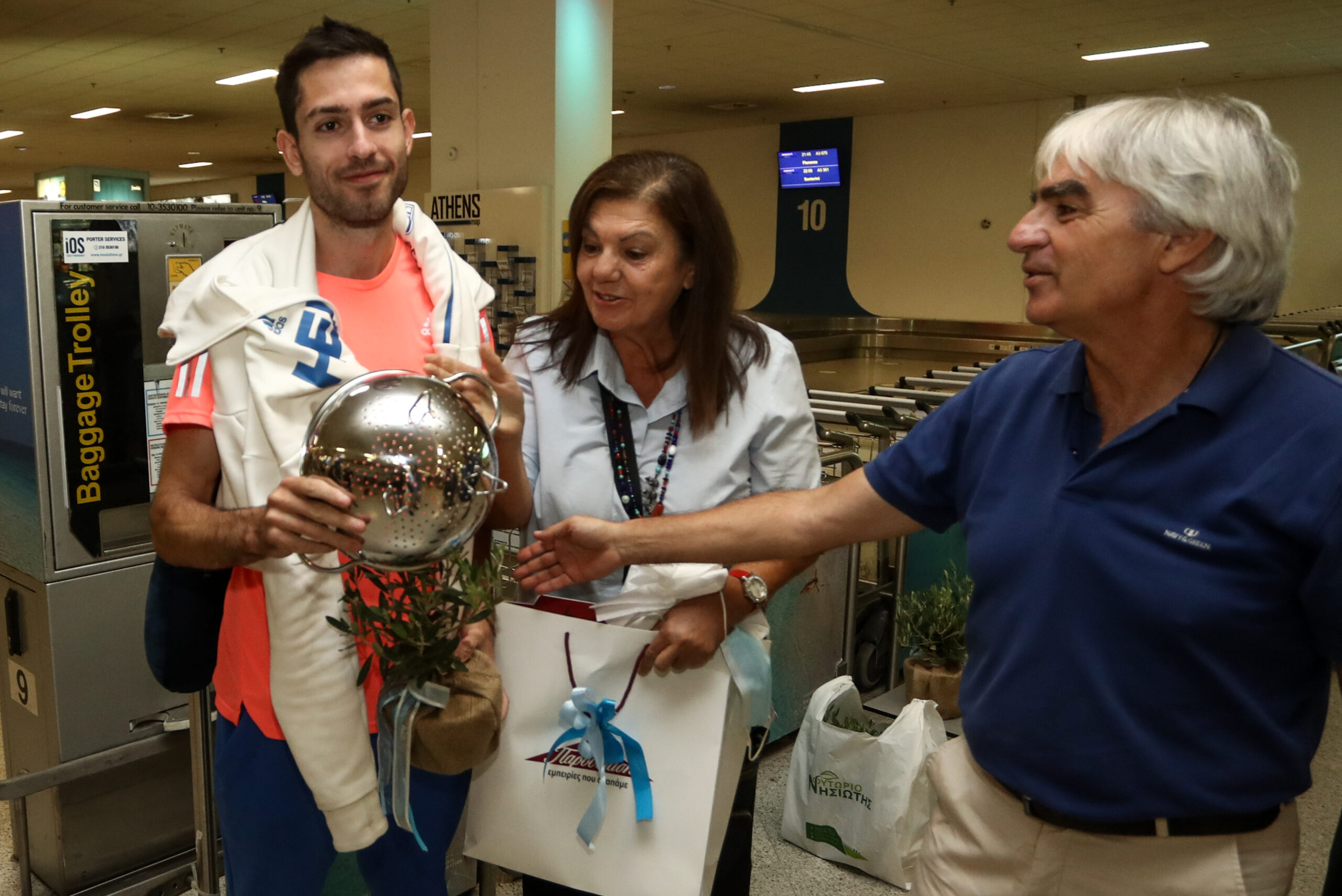Επέστρεψαν οι θριαμβευτές (ΦΩΤΟ, video)