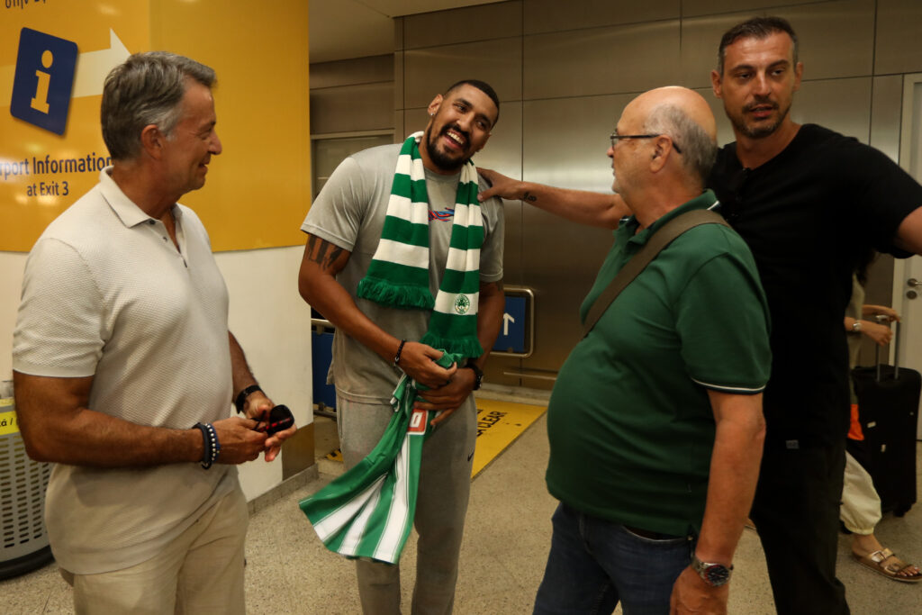 “Προσγειώθηκε” Ελλάδα ο Ερνάντεζ (Φωτορεπορτάζ)