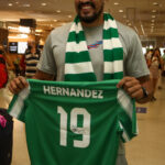 “Προσγειώθηκε” Ελλάδα ο Ερνάντεζ (Φωτορεπορτάζ)