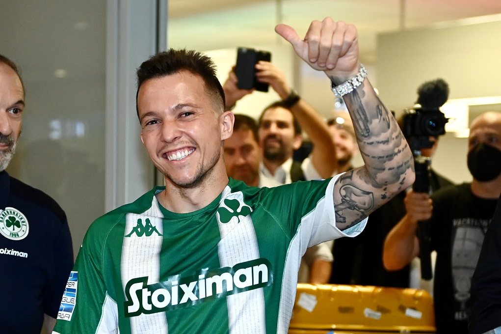 ΦΩΤΟρεπορτάζ από την άφιξη του Μπερνάρ