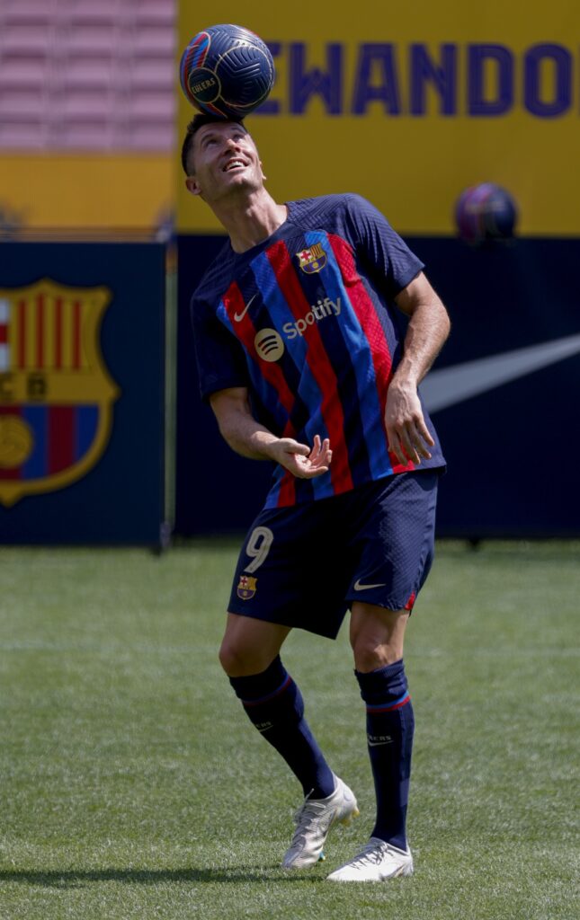 ΦΩΤΟρεπορτάζ από την παρουσίαση του Λεβαντόφσκι