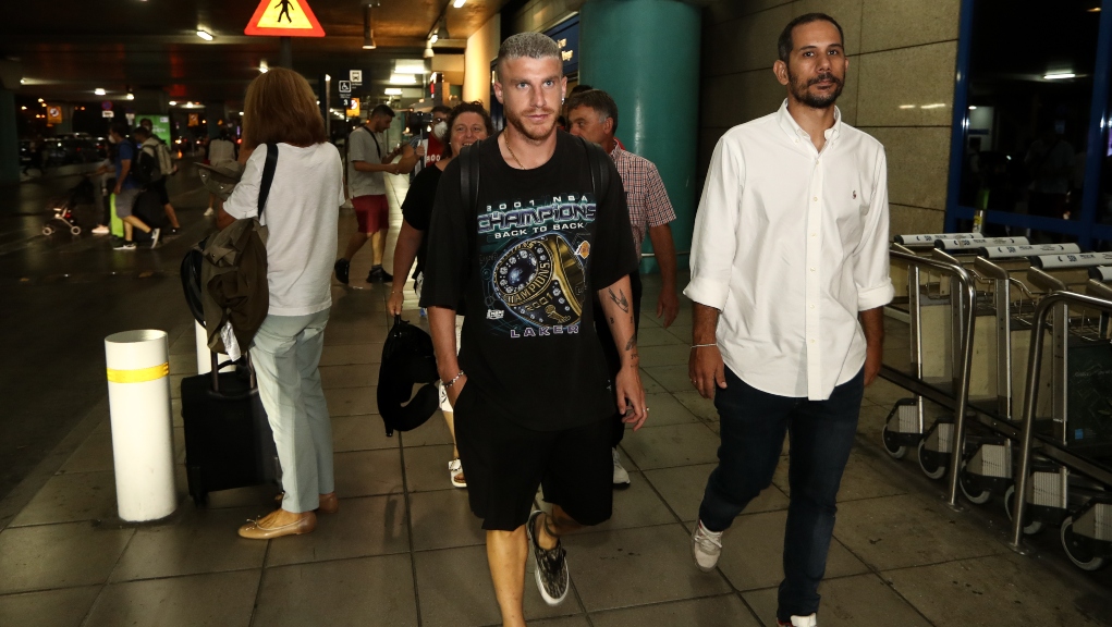 Στην Αθήνα ο Μπιέλ, ανυπόμονος να παίξει (ΦΩΤΟ)