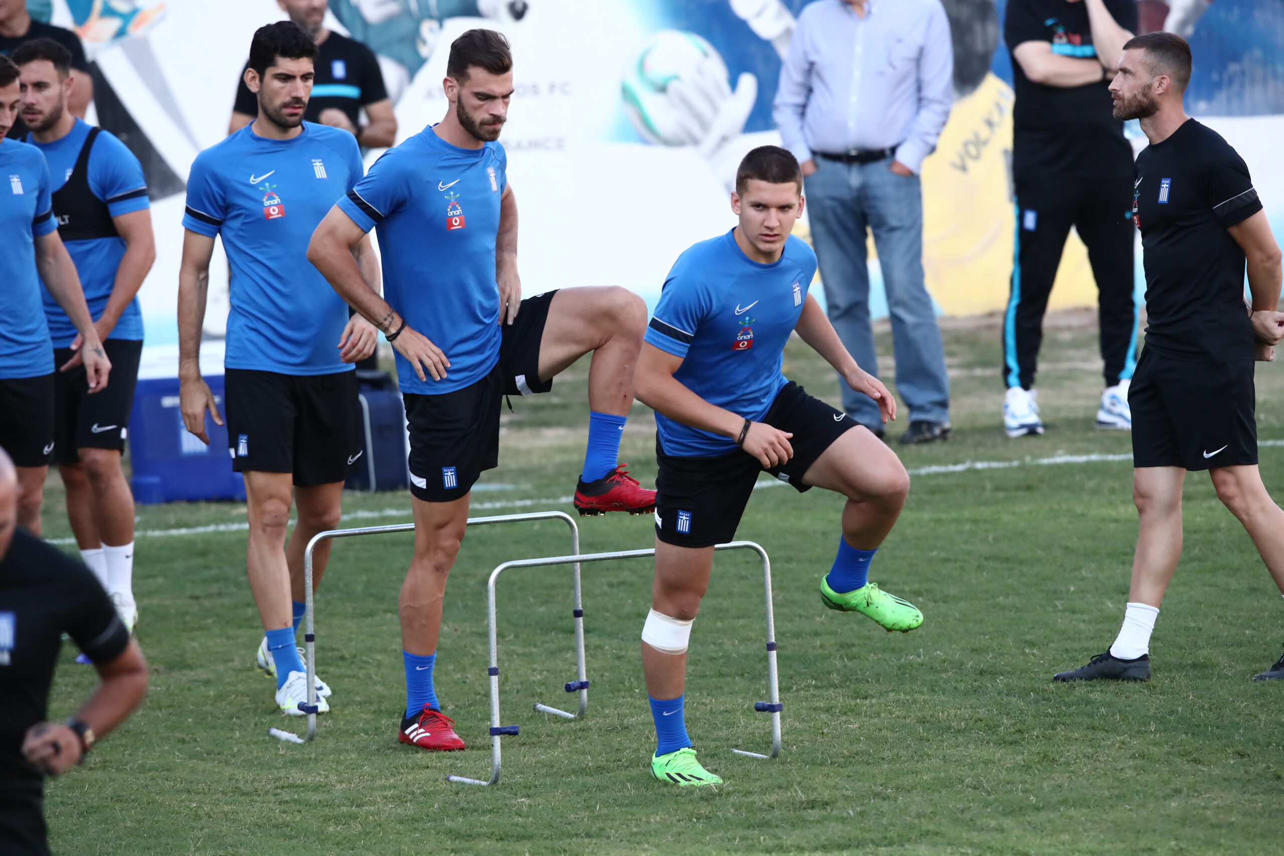 ΦΩΤΟρεπορτάζ από την “πρώτη” της Εθνικής