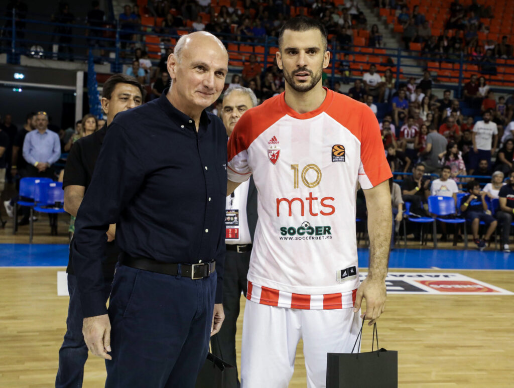 Πέταγε φωτιές…