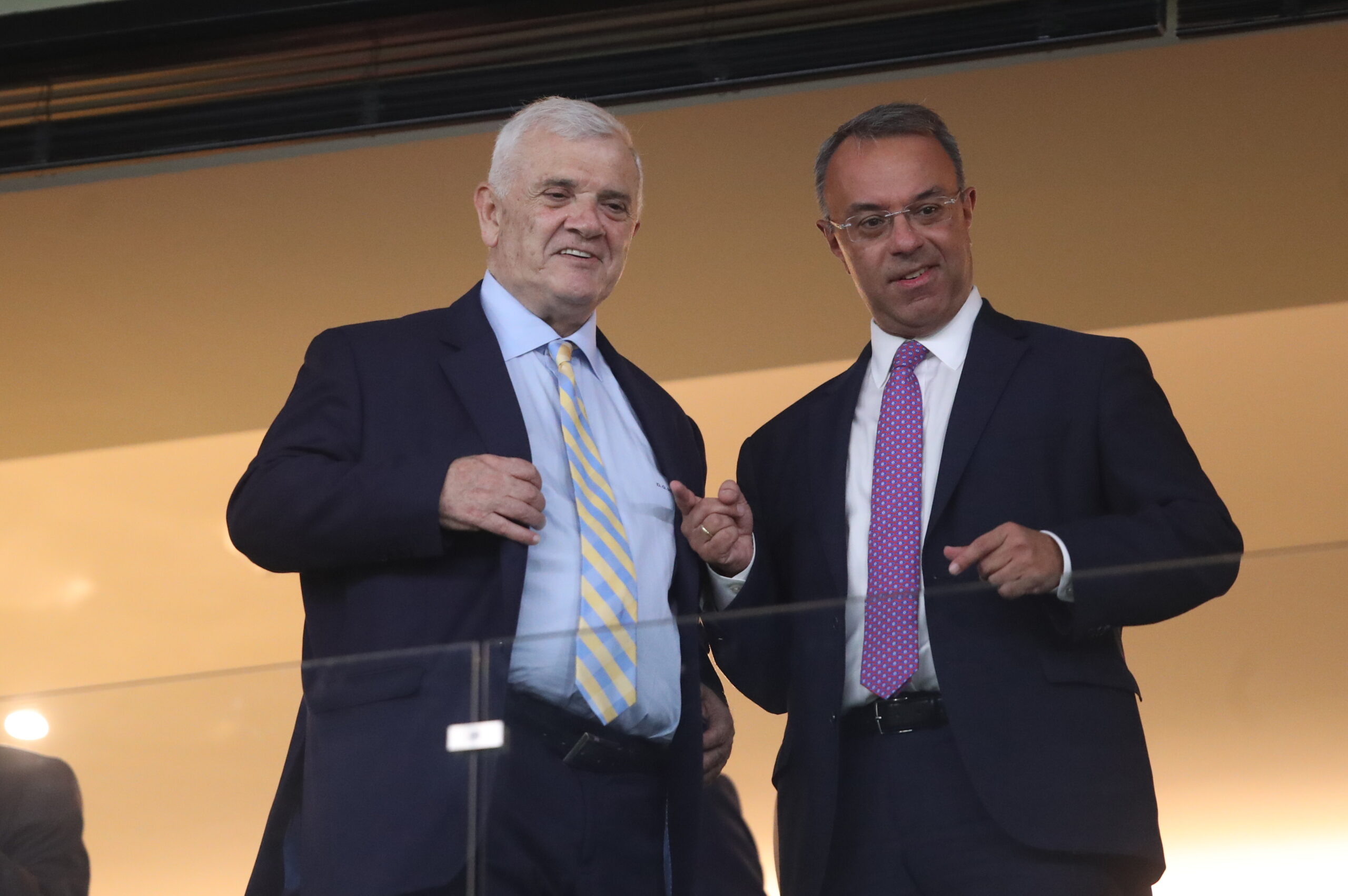 Η ΑΕΚ στο νέο της γήπεδο (συνεχές ΦΩΤΟρεπορτάζ)