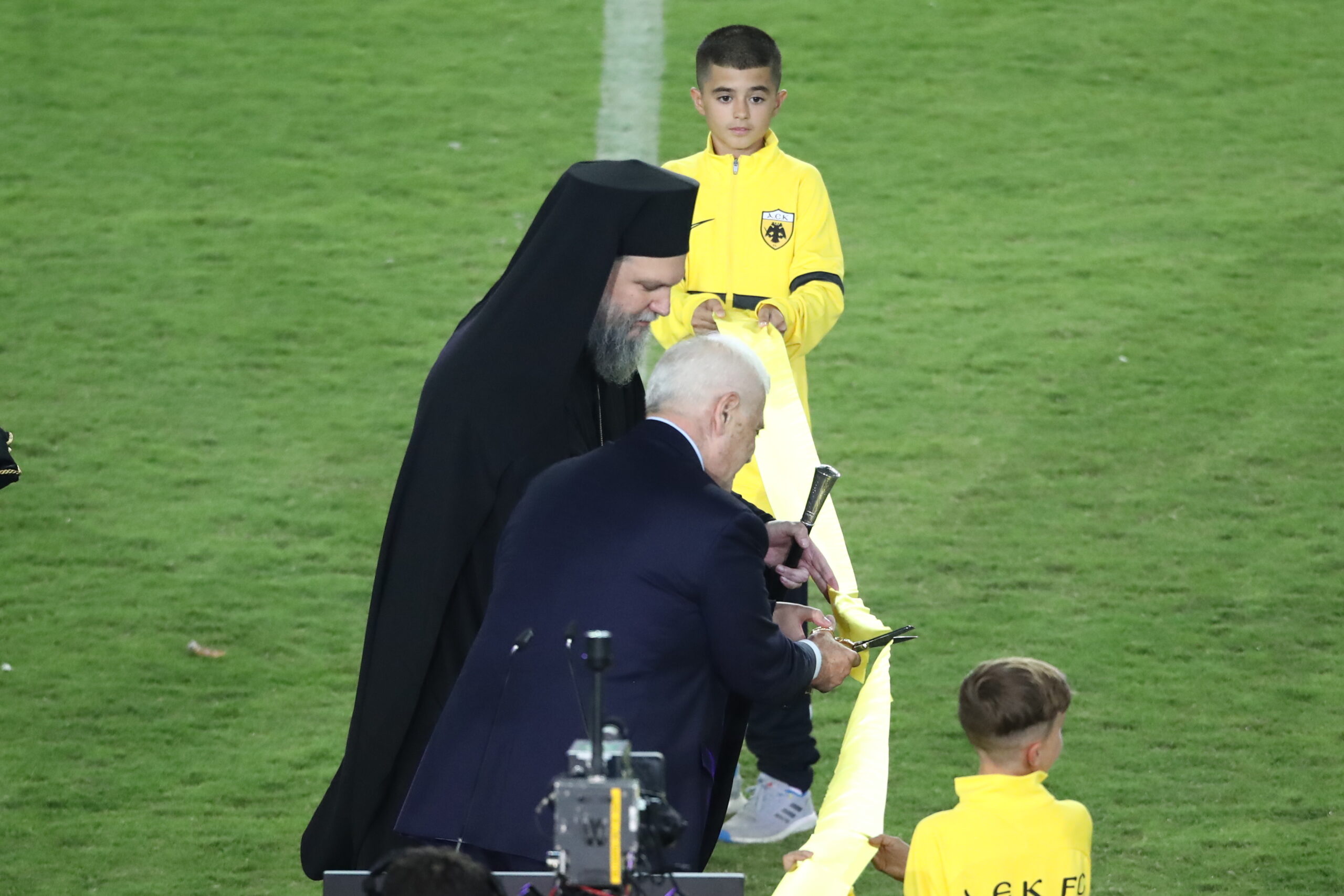 Η ΑΕΚ στο νέο της γήπεδο (συνεχές ΦΩΤΟρεπορτάζ)