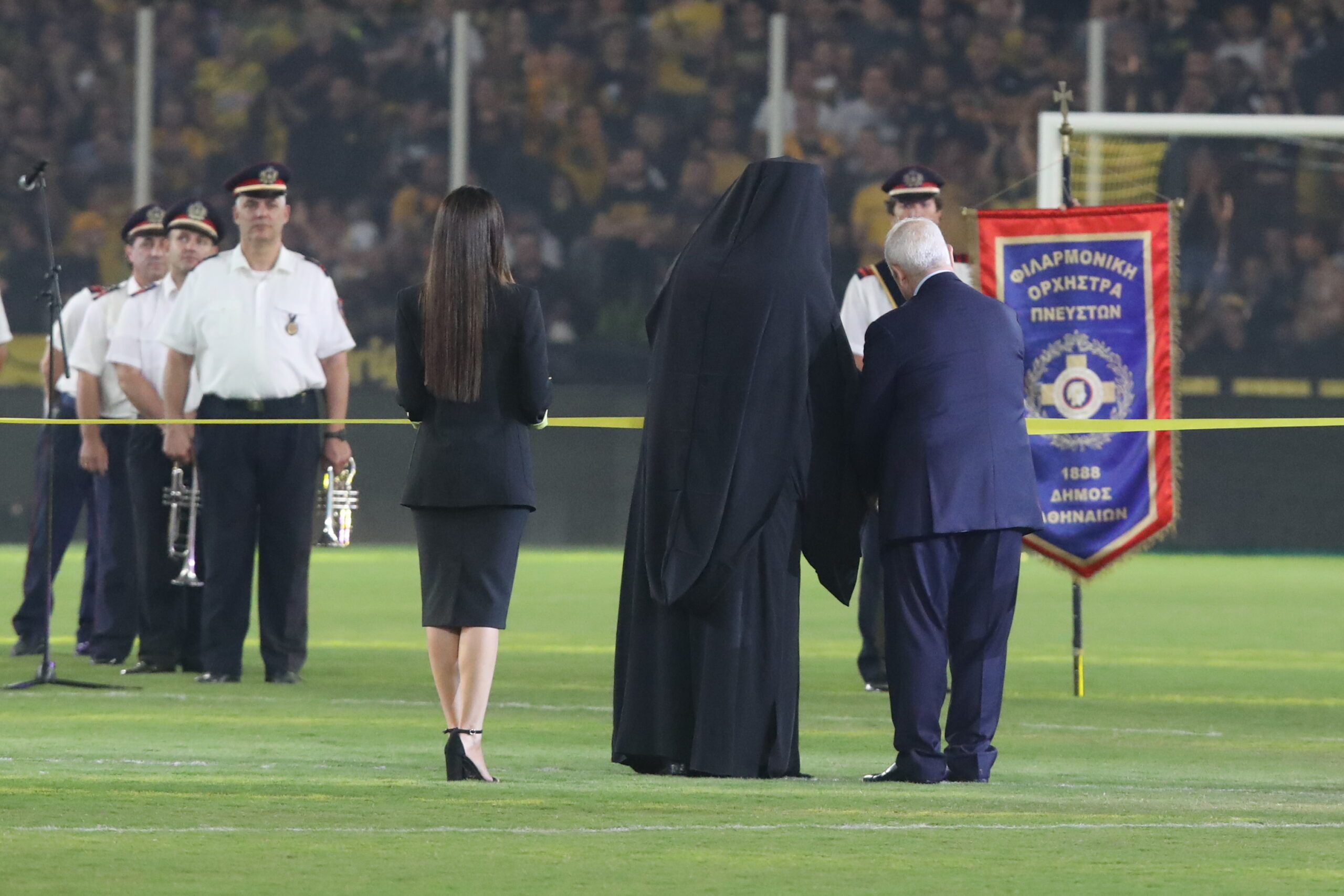Η ΑΕΚ στο νέο της γήπεδο (συνεχές ΦΩΤΟρεπορτάζ)
