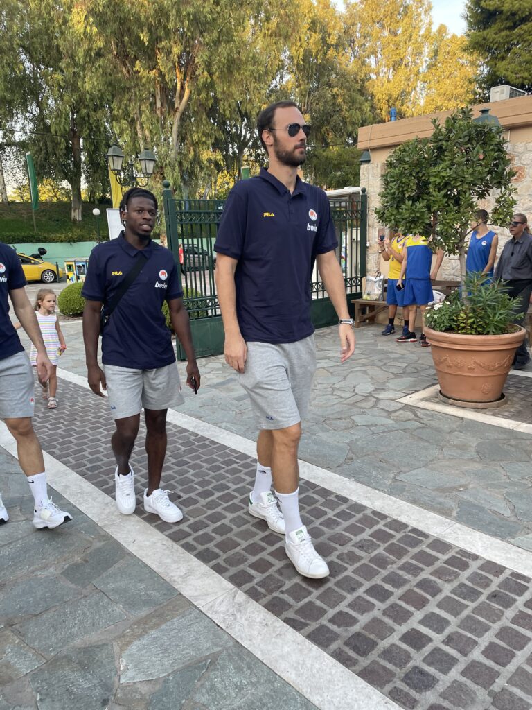 Περιστέρι έτοιμο για υψηλές πτήσεις… (ΦΩΤΟρεπορτάζ)