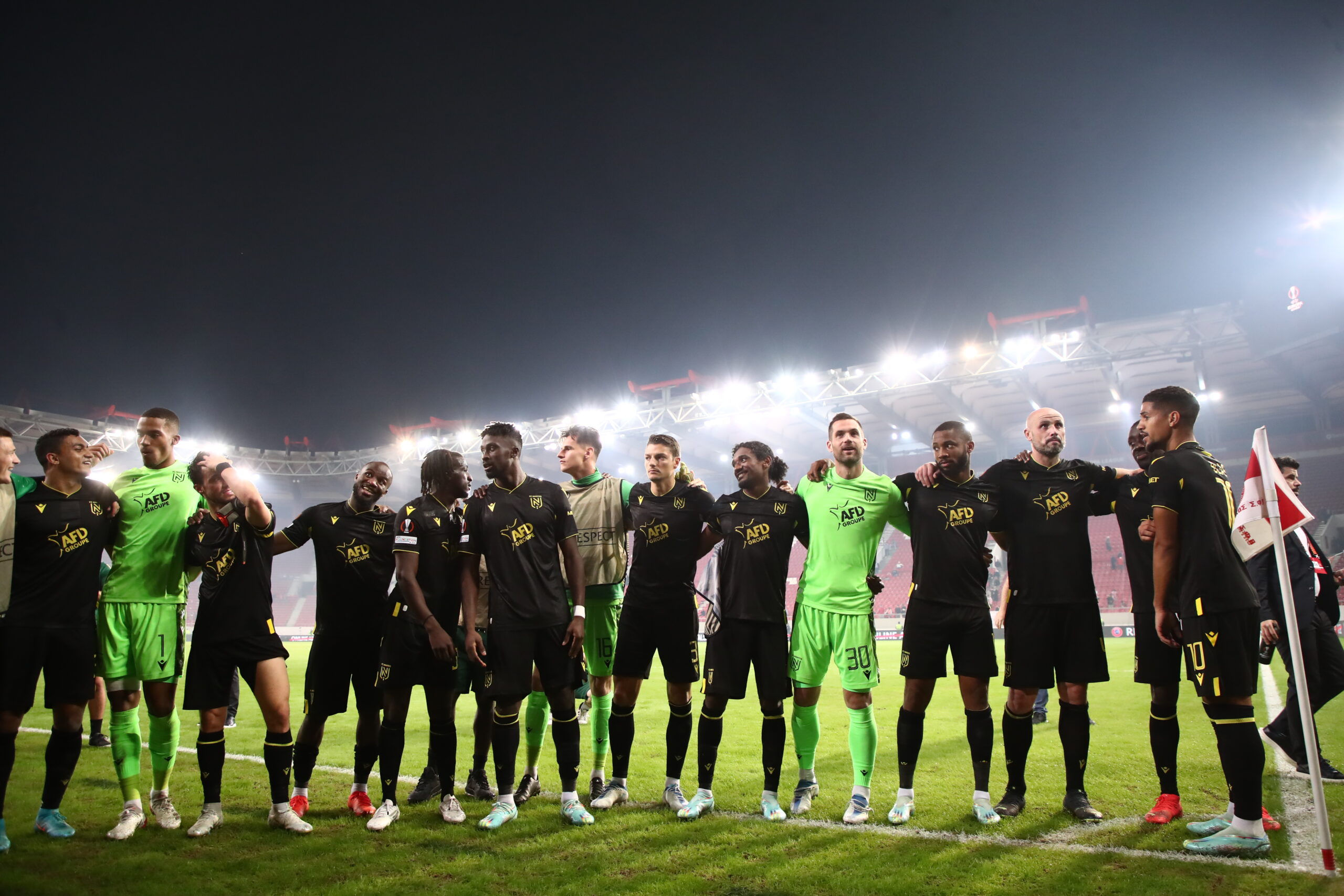 Οι Γάλλοι οπαδοί αποθέωσαν τους παίκτες τους (ΦΩΤΟ)