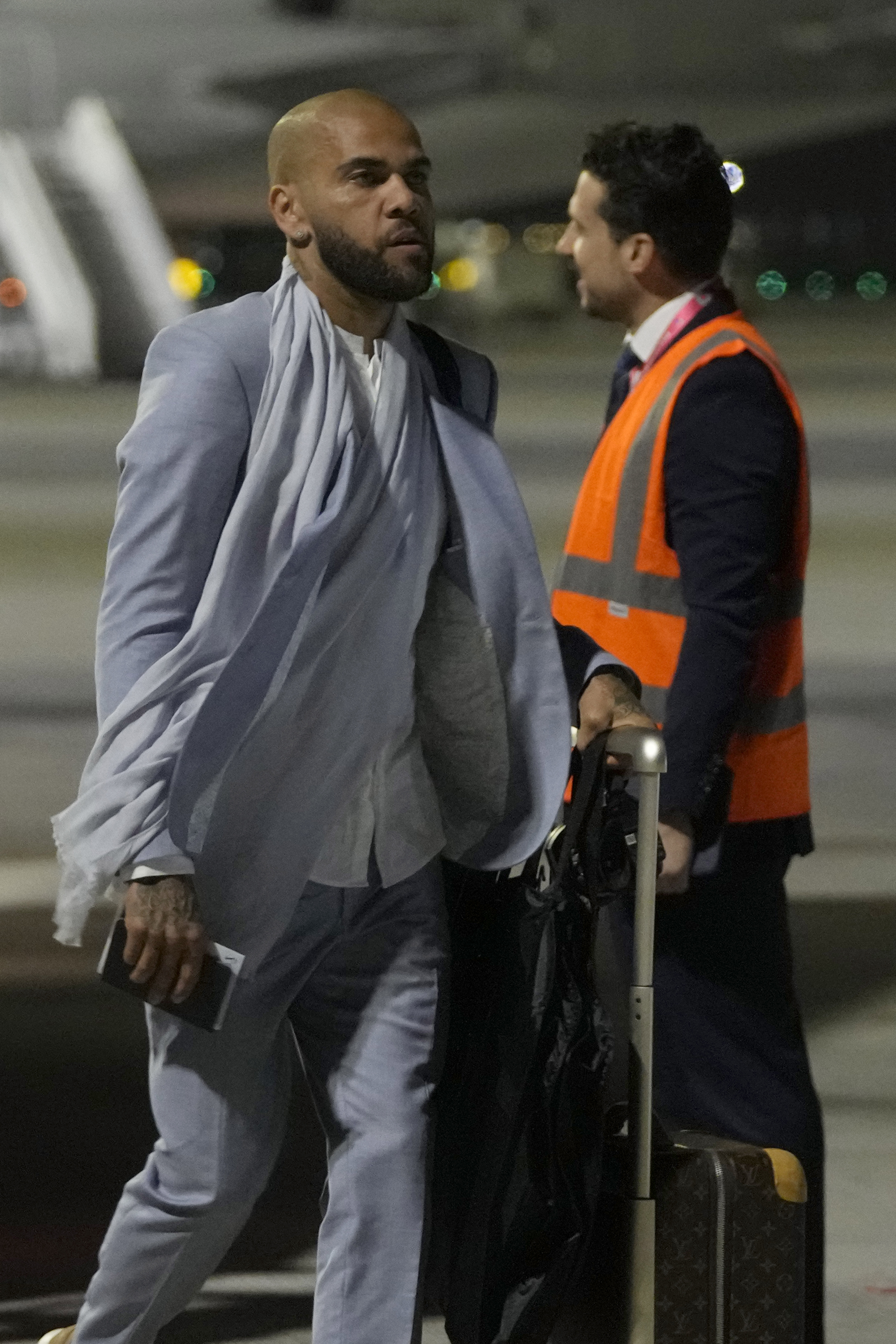 Έφτασε στο Κατάρ και αποθεώθηκε η “Σελεσάο” (ΦΩΤΟ)