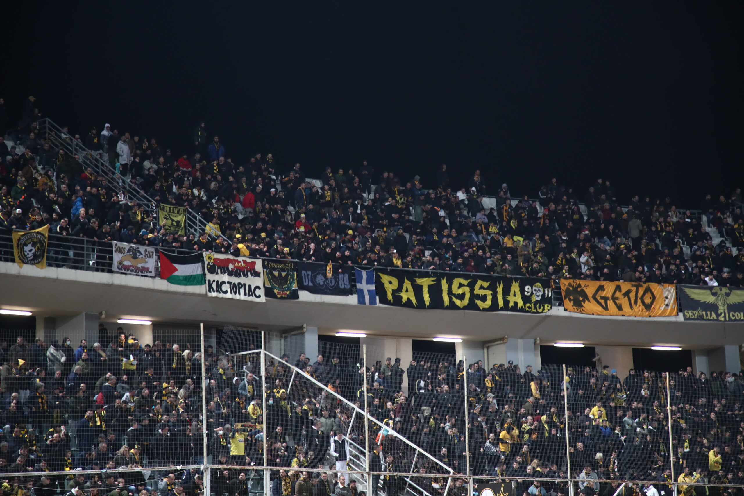 “Κιτρινίζει” το Πανθεσσαλικό (ΦΩΤΟρεπορτάζ)